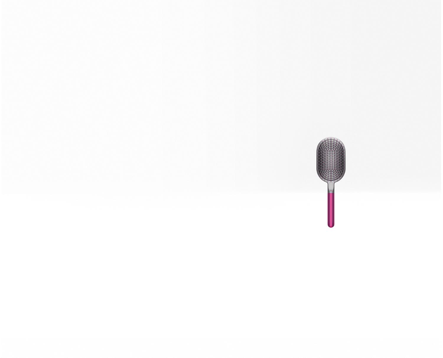 Dyson-designed paddle brush